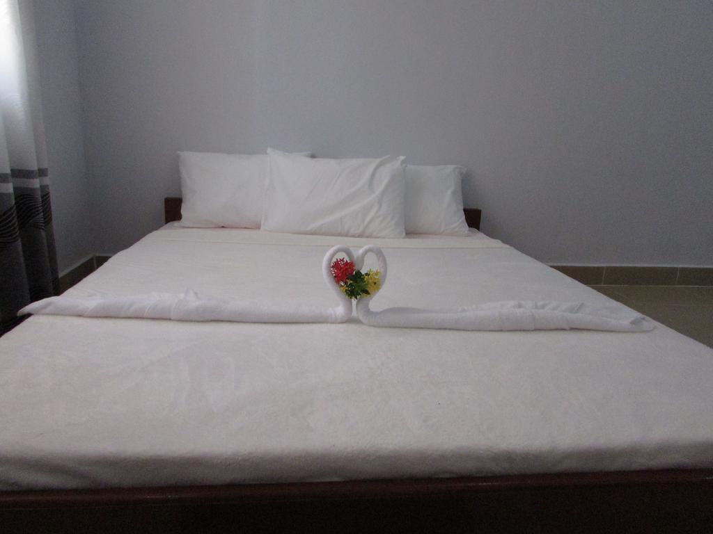 Manita Anna Guesthouse Jullyanna Before Сиханоуквил Екстериор снимка